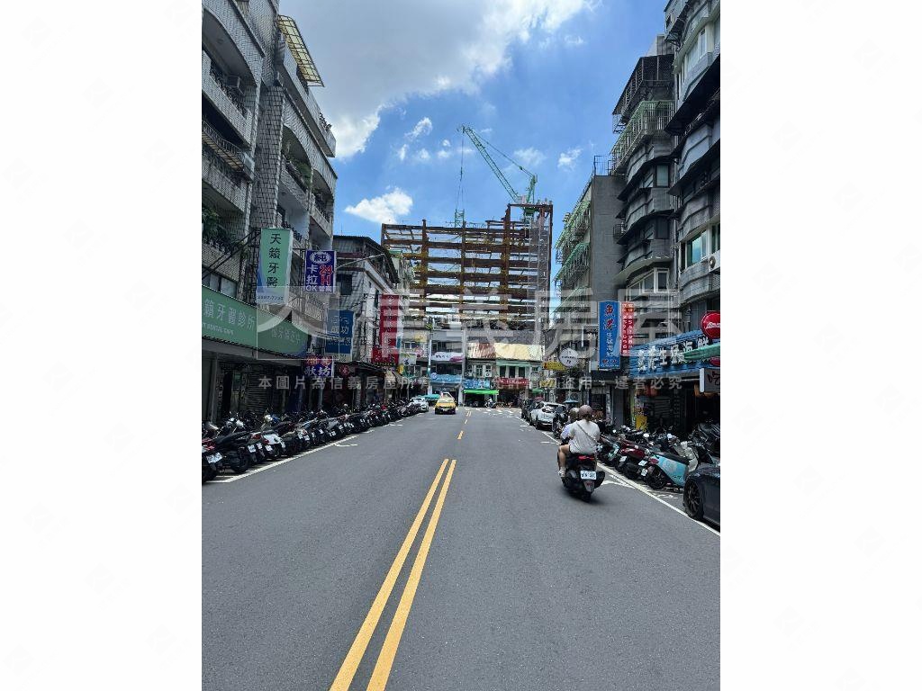 中山柏悅Ｆ珠寶盒房屋室內格局與周邊環境