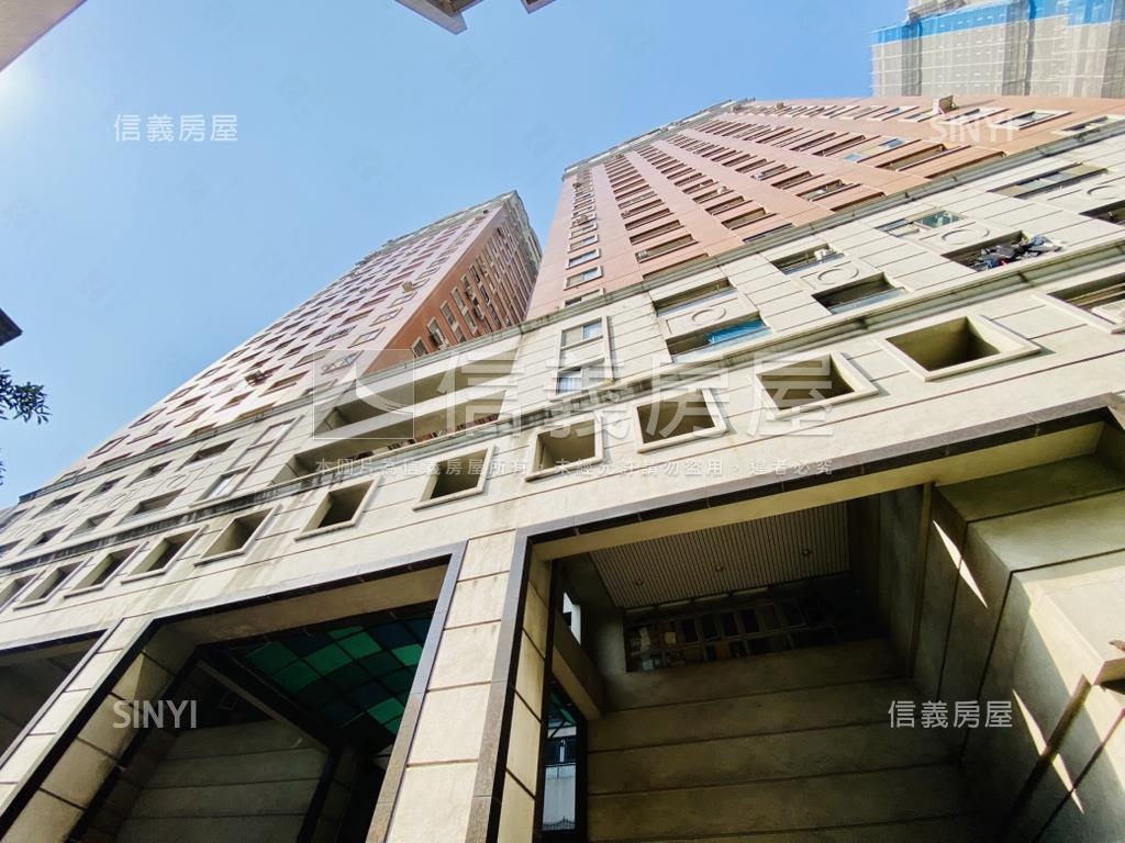 總統閣廈高樓邊間美屋房屋室內格局與周邊環境