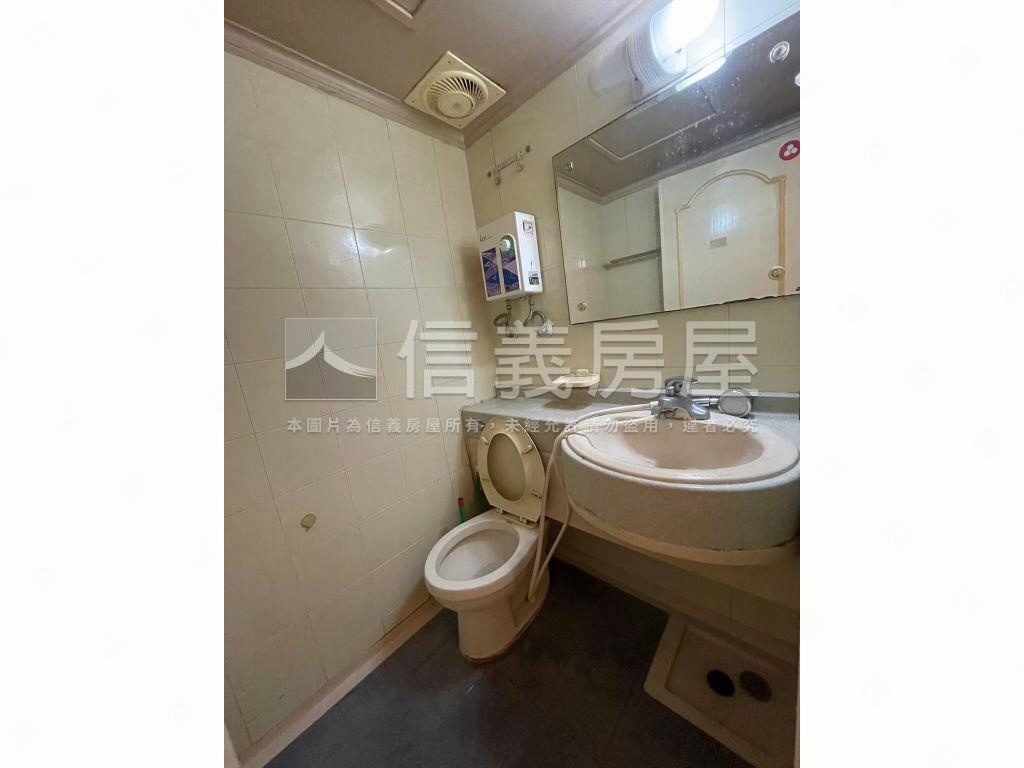 曉明儷晶附陽台裝潢美屋房屋室內格局與周邊環境