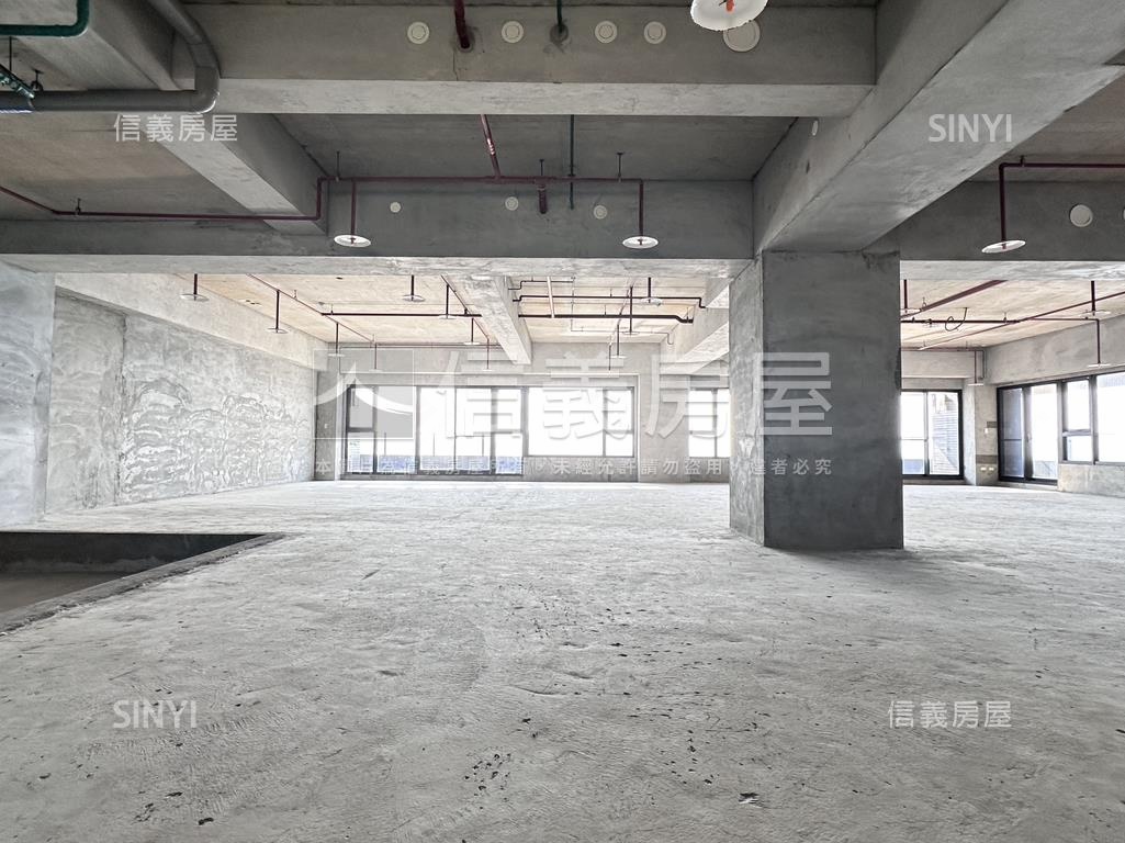 海上皇宮渡假勝地房屋室內格局與周邊環境