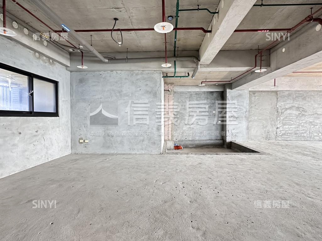 海上皇宮渡假勝地房屋室內格局與周邊環境