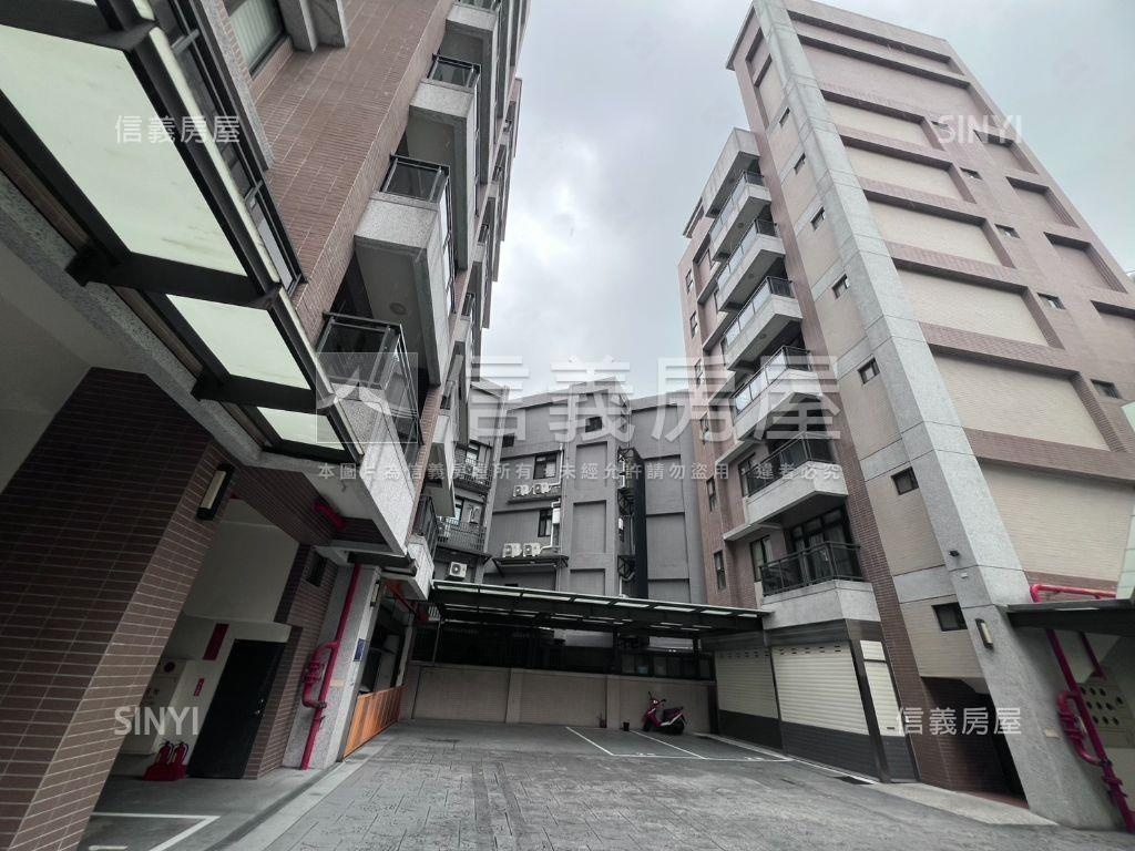 自強國中華廈房屋室內格局與周邊環境
