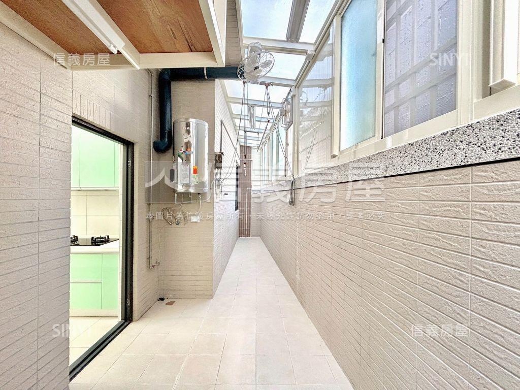 自強國中華廈房屋室內格局與周邊環境