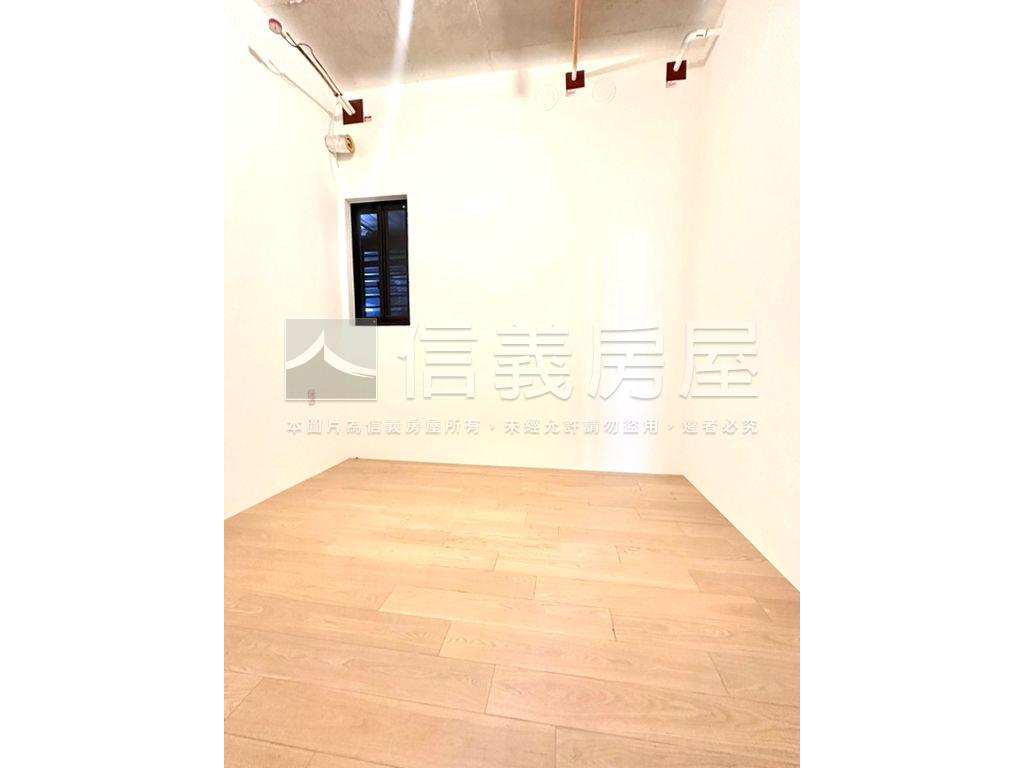 忠泰本質河岸景觀三房房屋室內格局與周邊環境