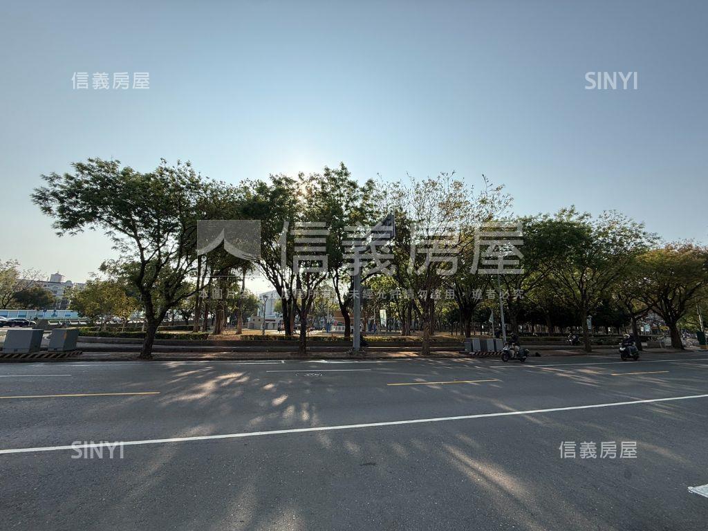 楠梓景觀好成家三房房屋室內格局與周邊環境