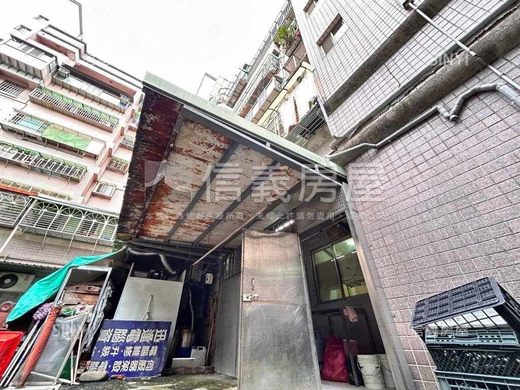 開店－民安西路一樓店面房屋室內格局與周邊環境