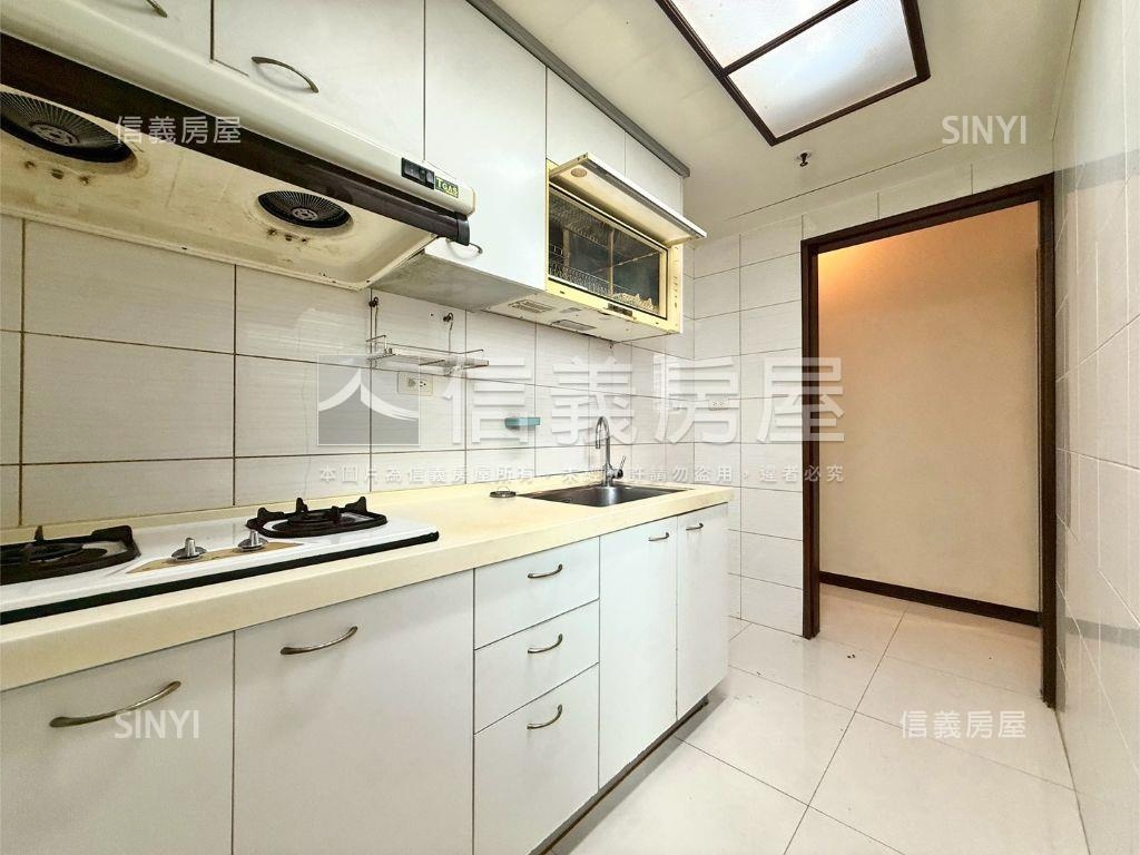 廣豐ＬＯＶＥ７兩房雙車位房屋室內格局與周邊環境