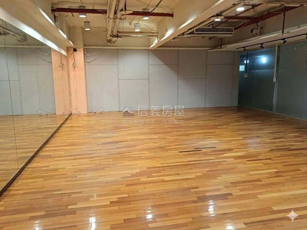 三重台北橋站整層辦公房屋室內格局與周邊環境
