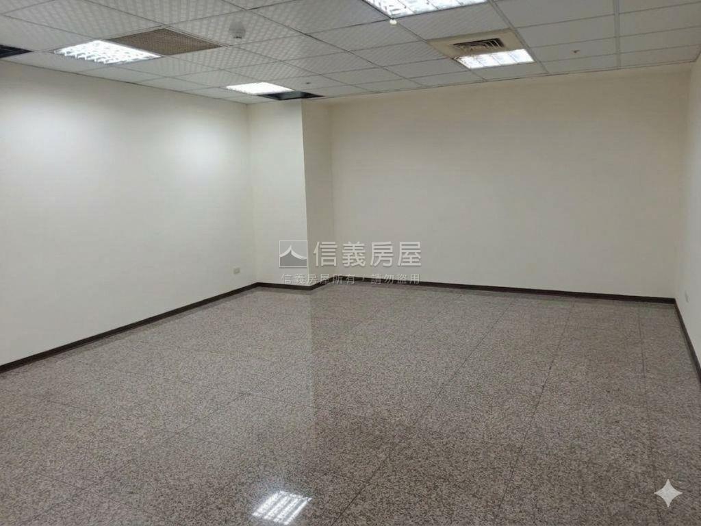 三重台北橋站整層辦公房屋室內格局與周邊環境