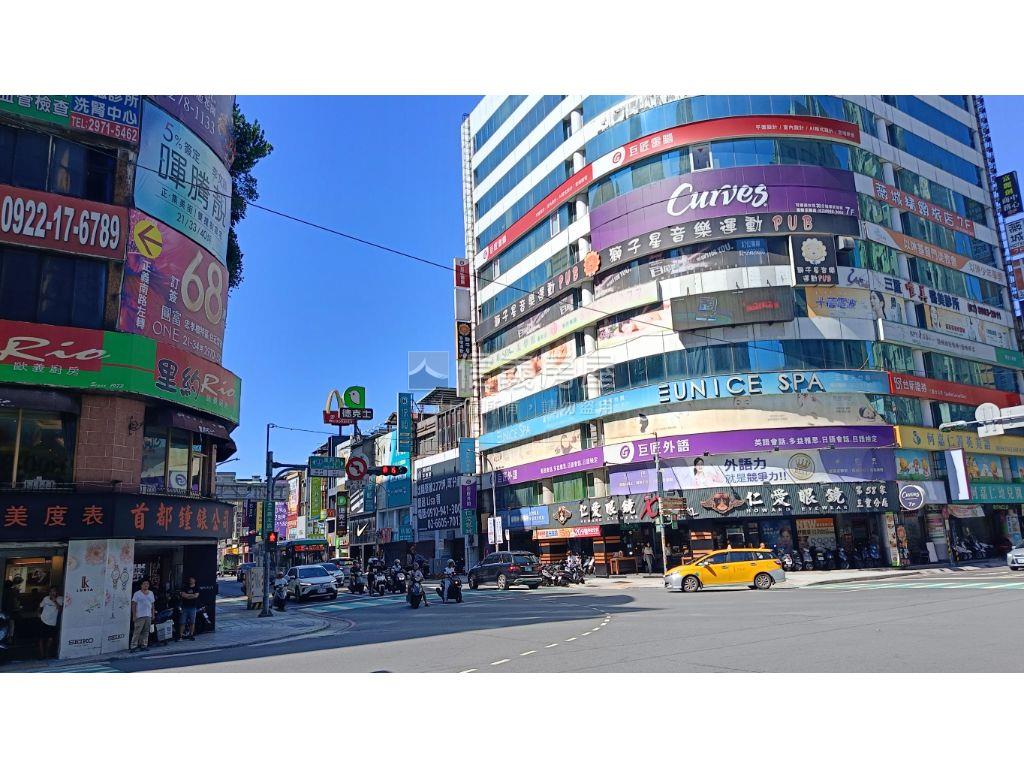 三重台北橋站整層辦公房屋室內格局與周邊環境