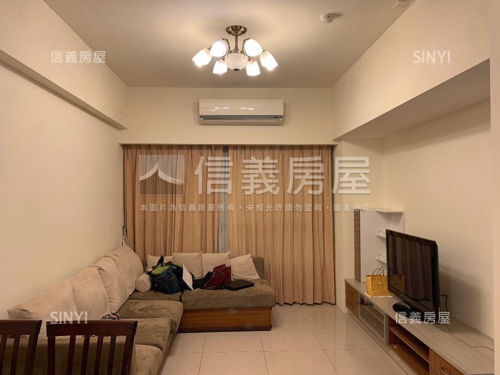 稀有三民綠光附車位房屋室內格局與周邊環境