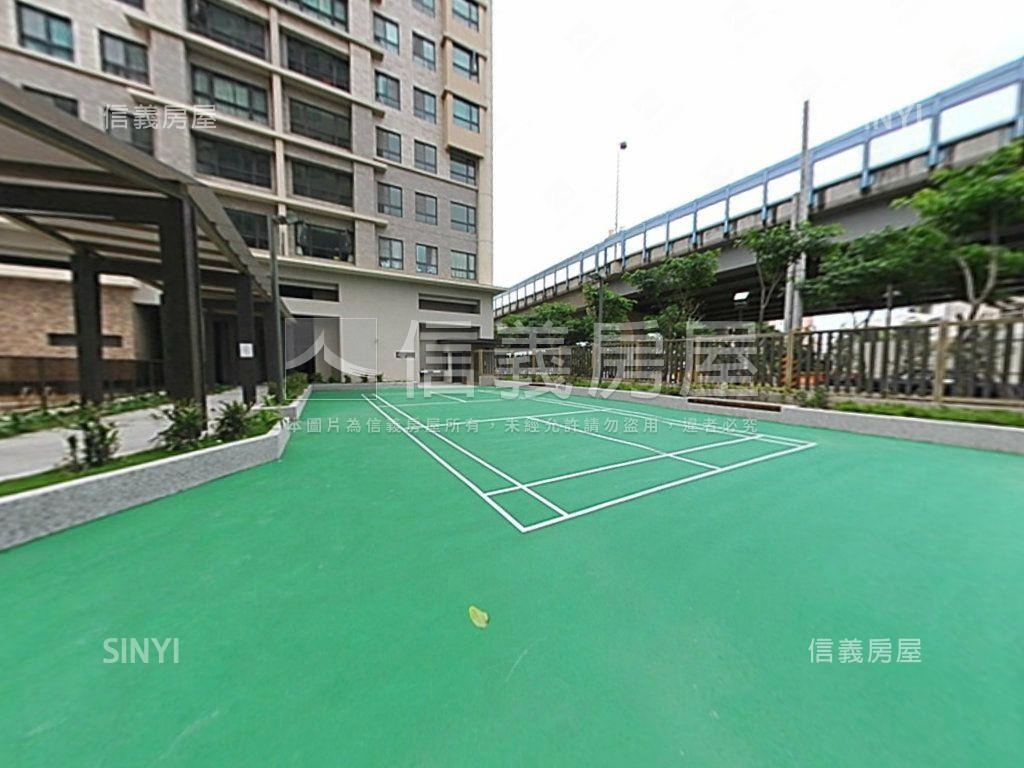 稀有三民綠光附車位房屋室內格局與周邊環境