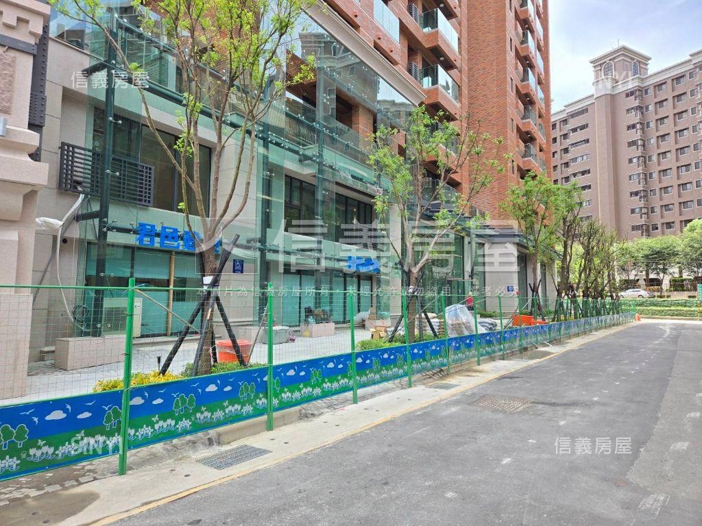 近中路君邑富永三房車位房屋室內格局與周邊環境