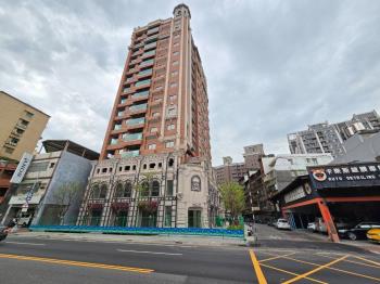 獨家專任君邑富永三房車位