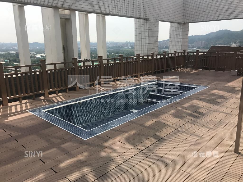 榮耀高樓層兩房平面車位房屋室內格局與周邊環境