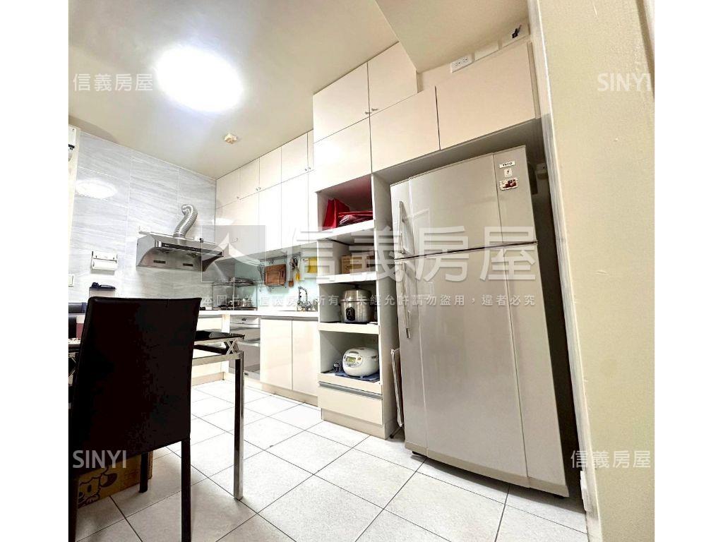 近益民國小裝潢美透天房屋室內格局與周邊環境