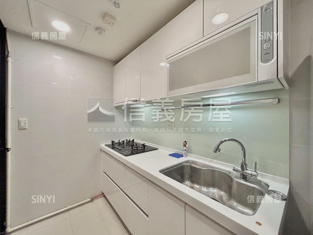 國賓大悅角間明亮三房房屋室內格局與周邊環境