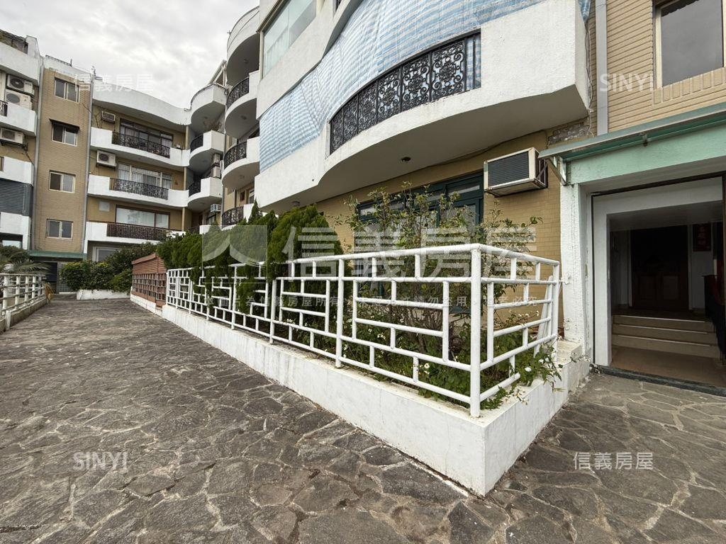 白雲山莊景觀三房車位房屋室內格局與周邊環境