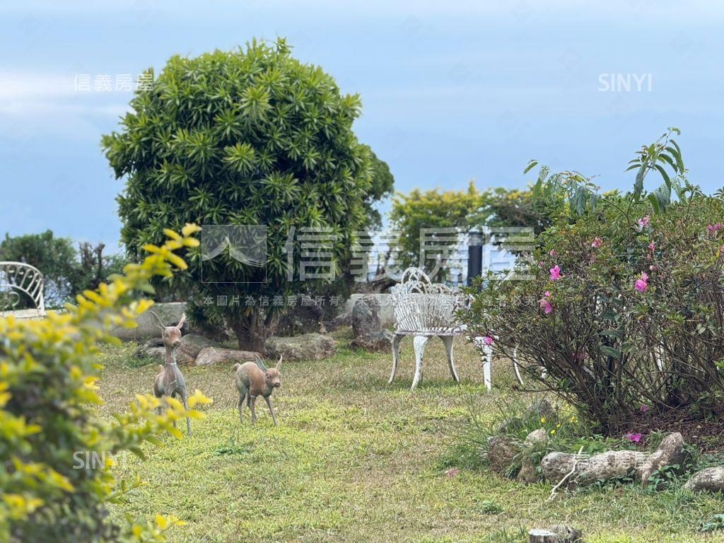 白雲山莊景觀三房車位房屋室內格局與周邊環境