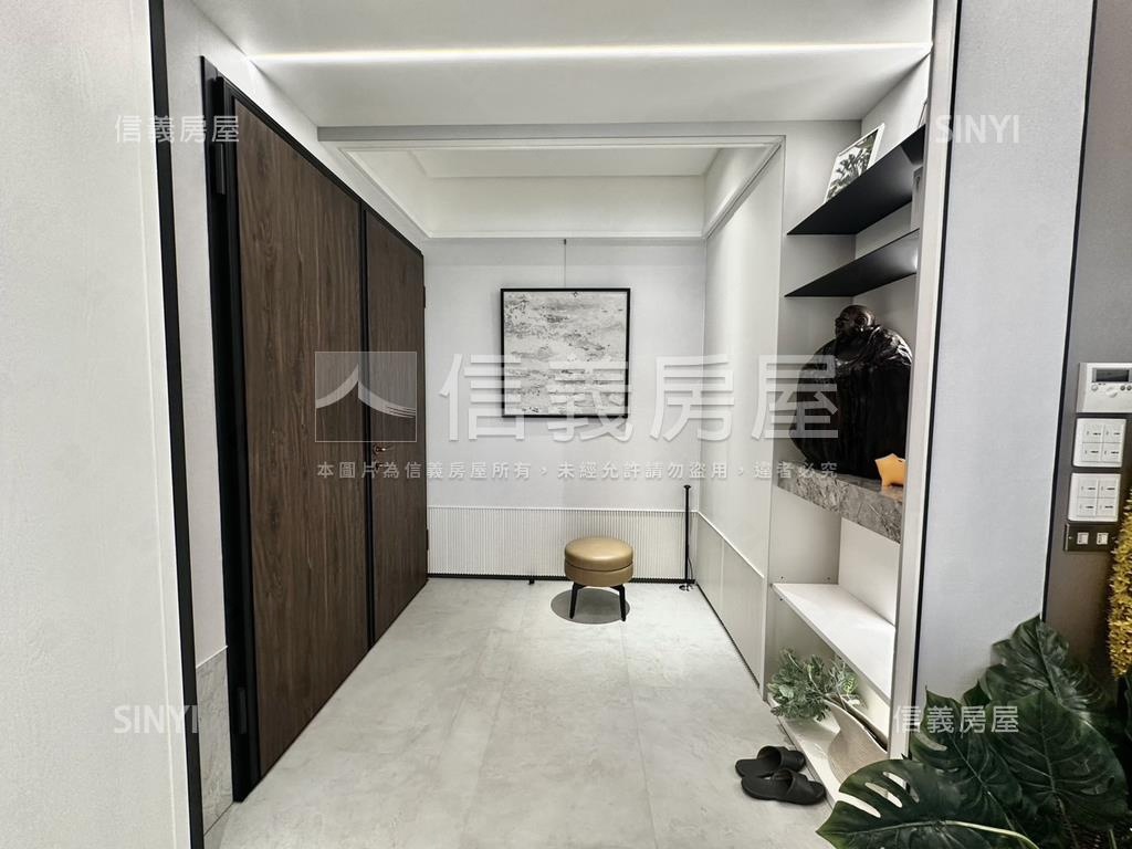 中悅耑悅百坪裝潢豪宅三車房屋室內格局與周邊環境