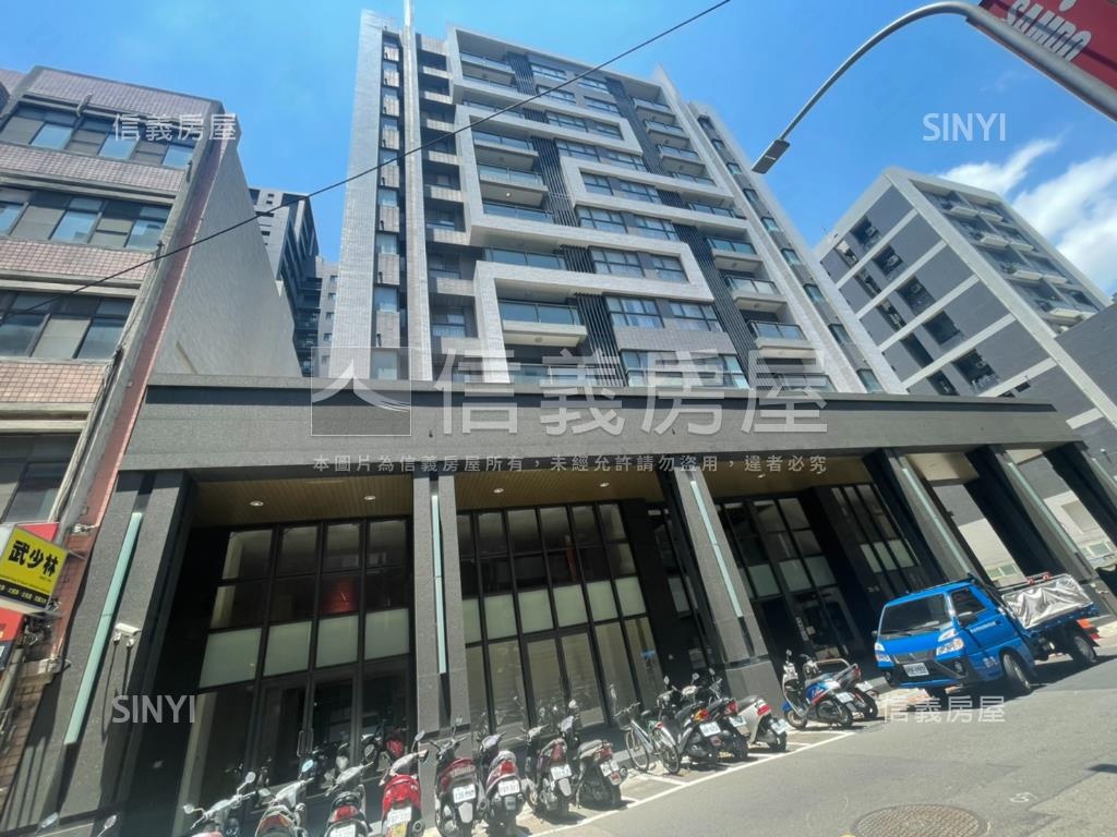 鄰近三民國中三房平車房屋室內格局與周邊環境