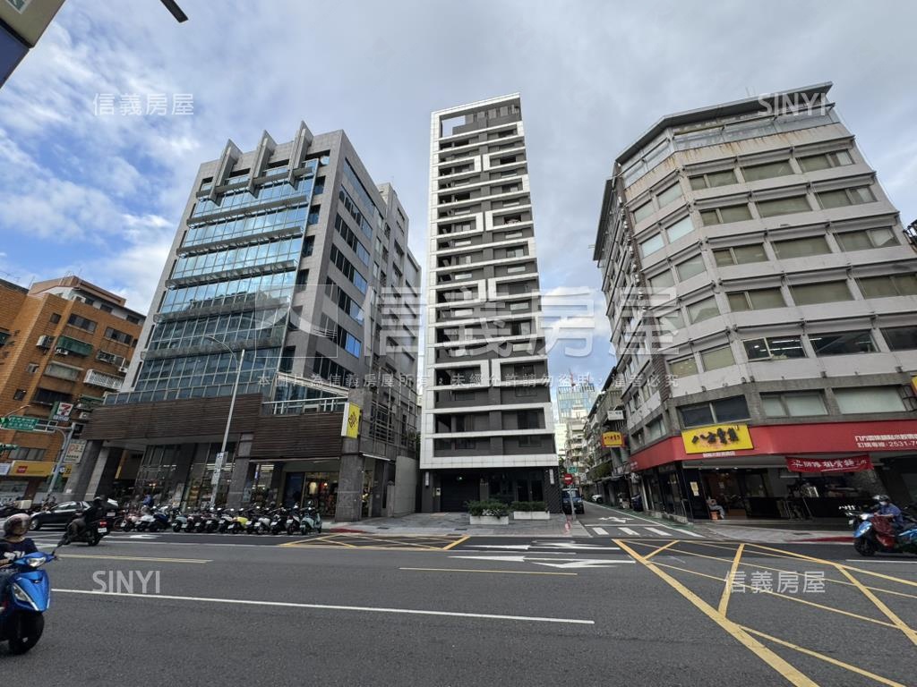 方城市麗緻挑高珠寶盒房屋室內格局與周邊環境