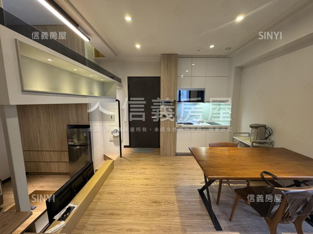 方城市麗緻挑高珠寶盒房屋室內格局與周邊環境
