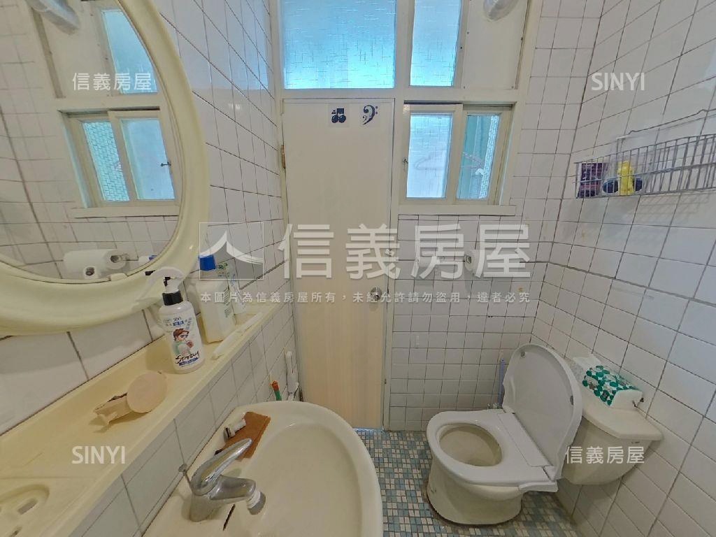 民生社區正面公園二樓美寓房屋室內格局與周邊環境