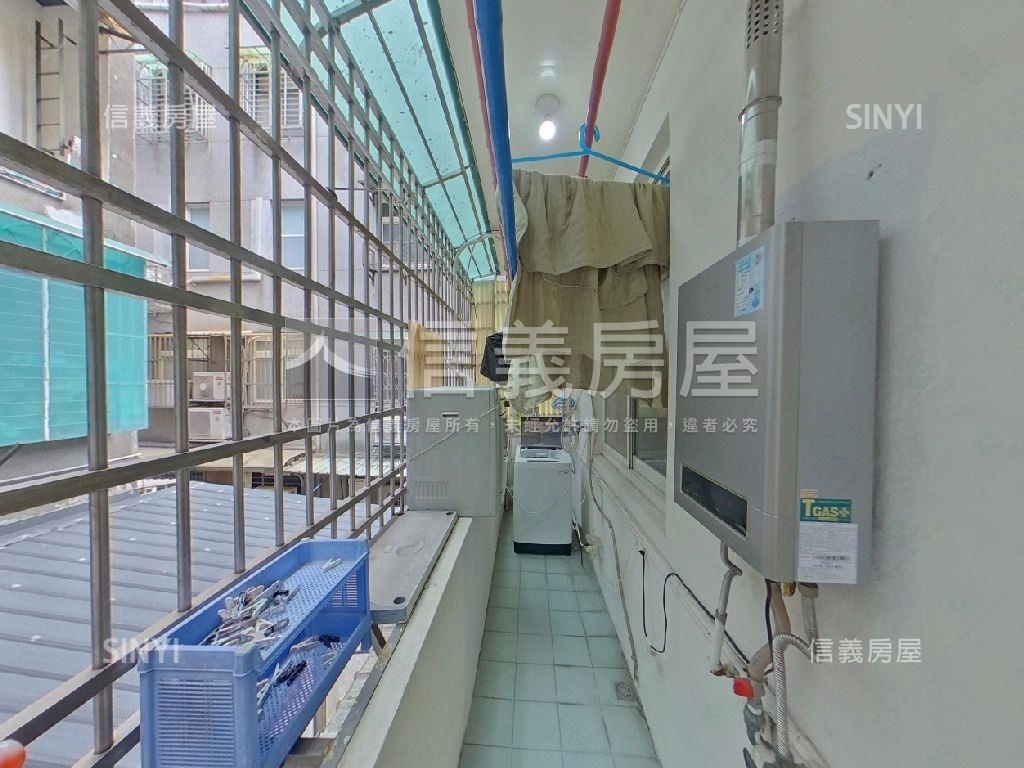 民生社區正面公園二樓美寓房屋室內格局與周邊環境