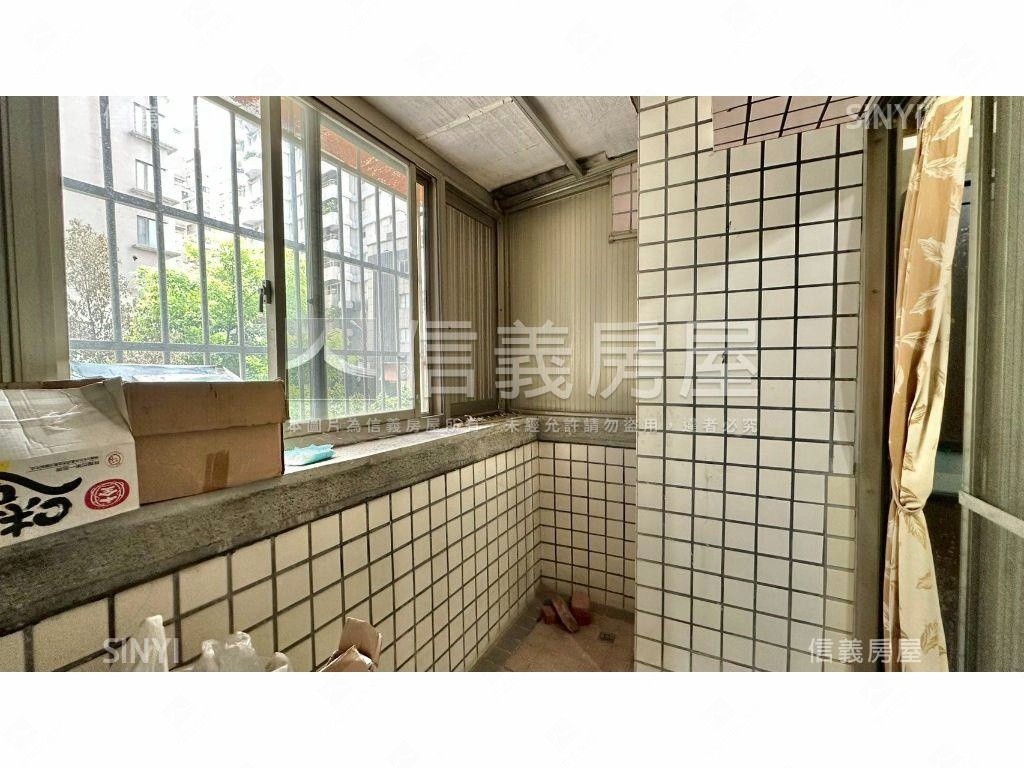 南屯低總價黎明學區三房房屋室內格局與周邊環境