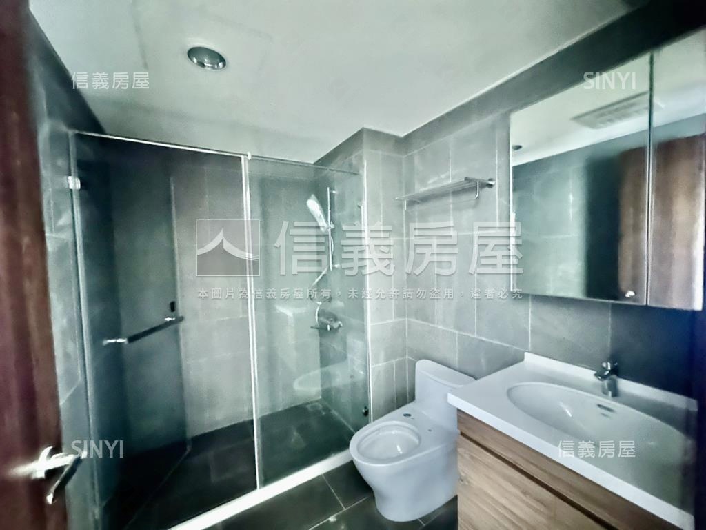 御景高坪效三房全新落成房屋室內格局與周邊環境