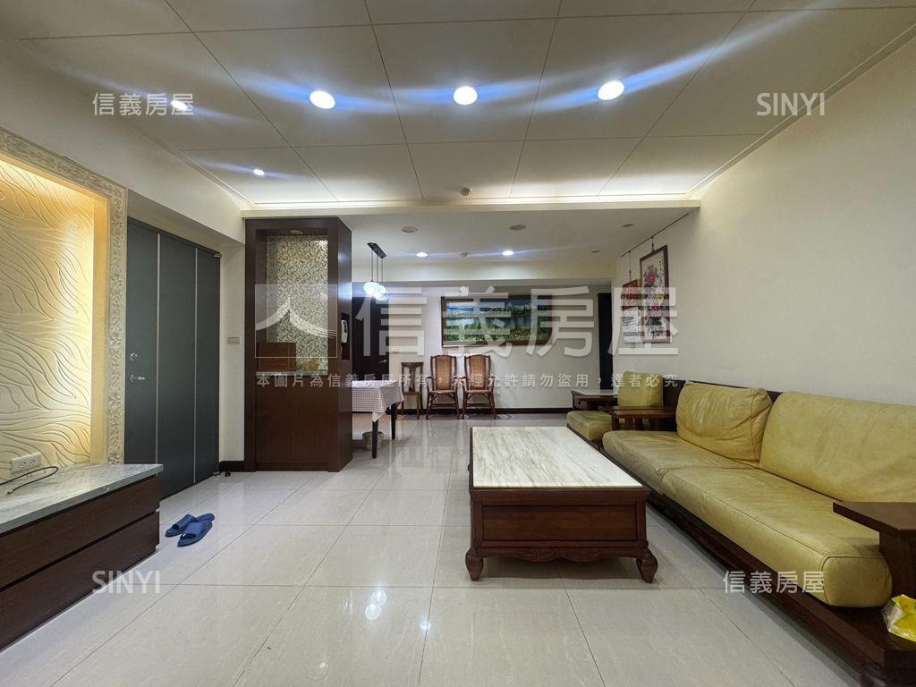 大坪林電梯三房車位房屋室內格局與周邊環境