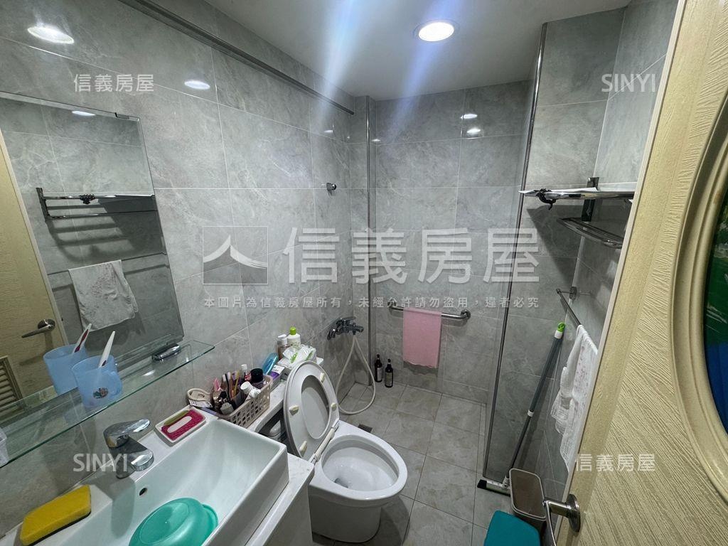 大坪林電梯三房車位房屋室內格局與周邊環境