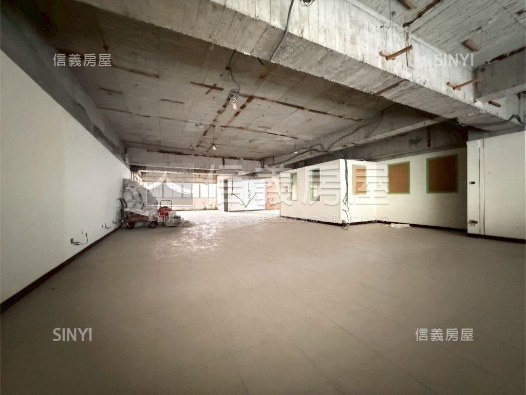 近台泥重劃區二樓大空間房屋室內格局與周邊環境