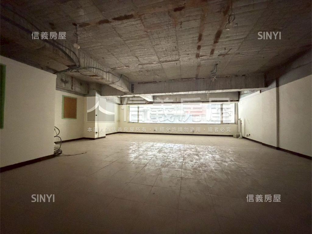 近台泥重劃區二樓大空間房屋室內格局與周邊環境