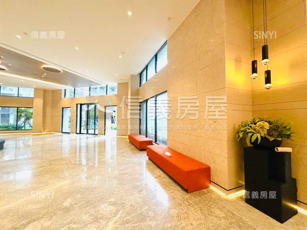 新婚首選自由綠洲三房車位房屋室內格局與周邊環境
