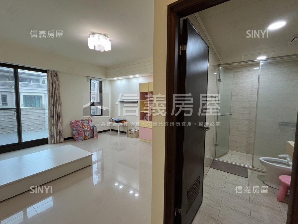 富宇約８米寬臨路別墅房屋室內格局與周邊環境