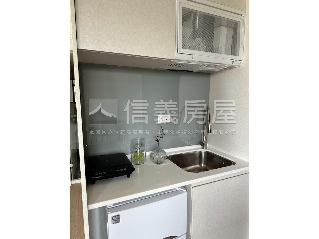 近五權車站收租套房Ｂ房屋室內格局與周邊環境
