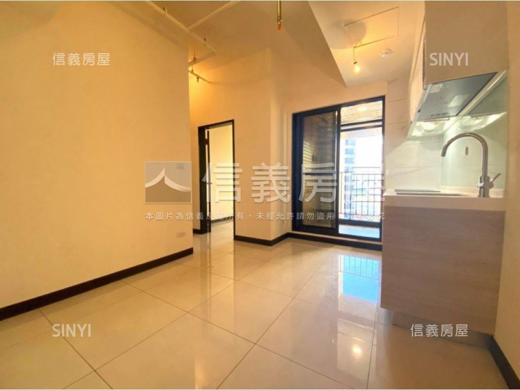 天空之邑三房雙車位房屋室內格局與周邊環境