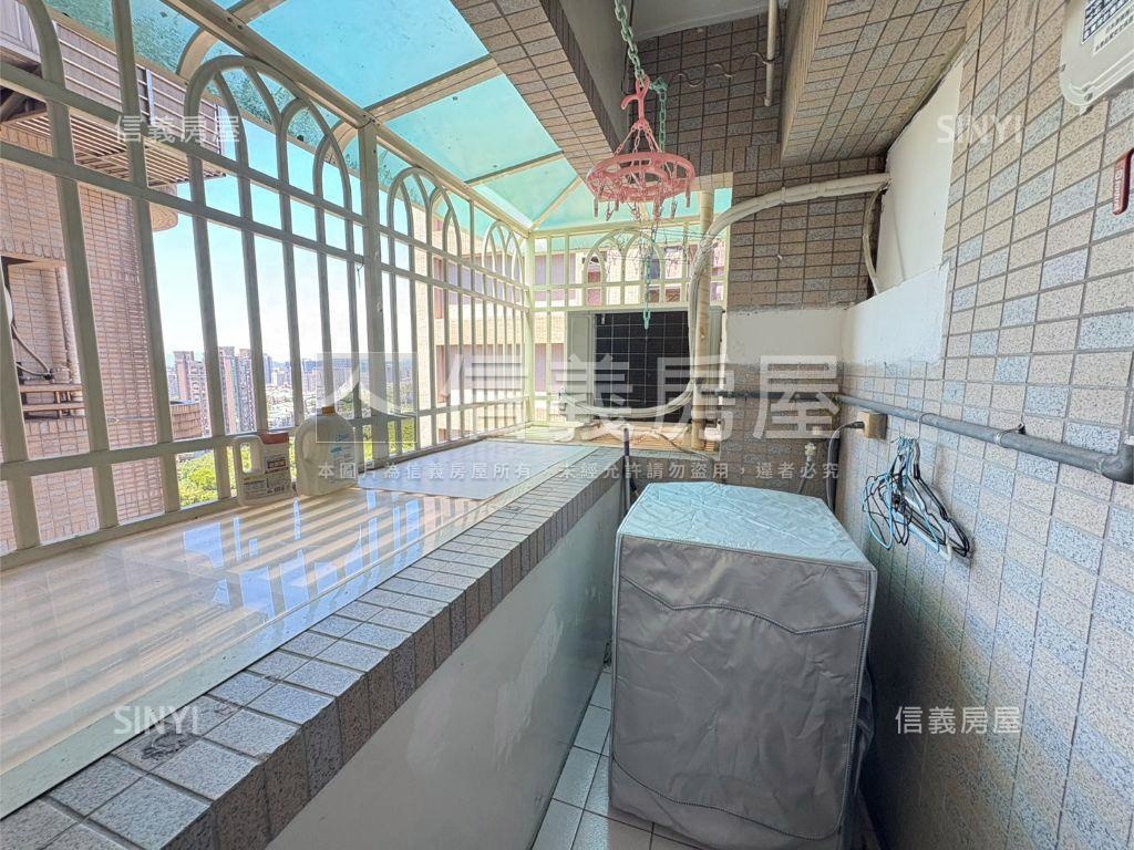 專任南港花園高樓美屋房屋室內格局與周邊環境