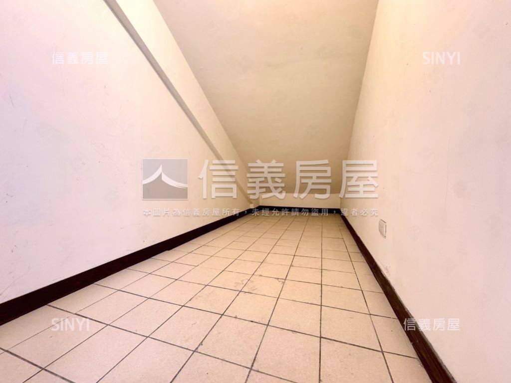 龍邦皇家美國區美透天房屋室內格局與周邊環境