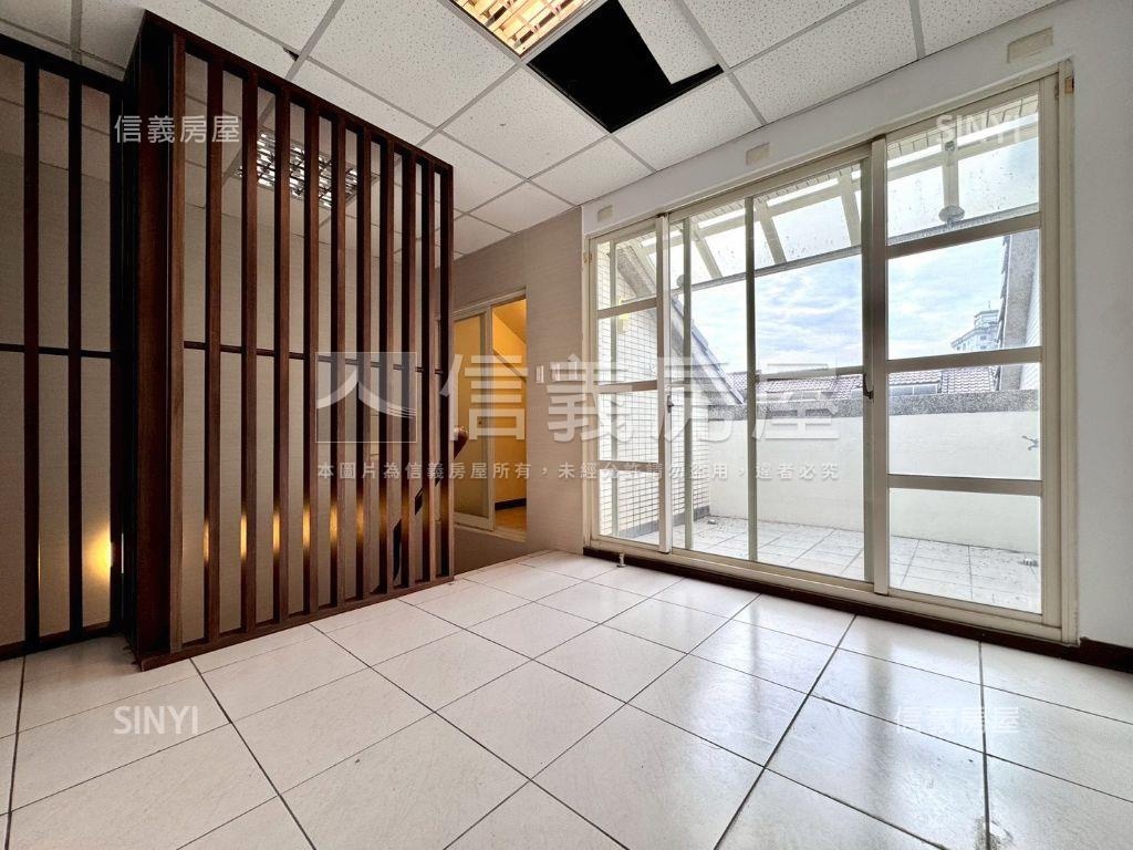 龍邦皇家美國區美透天房屋室內格局與周邊環境