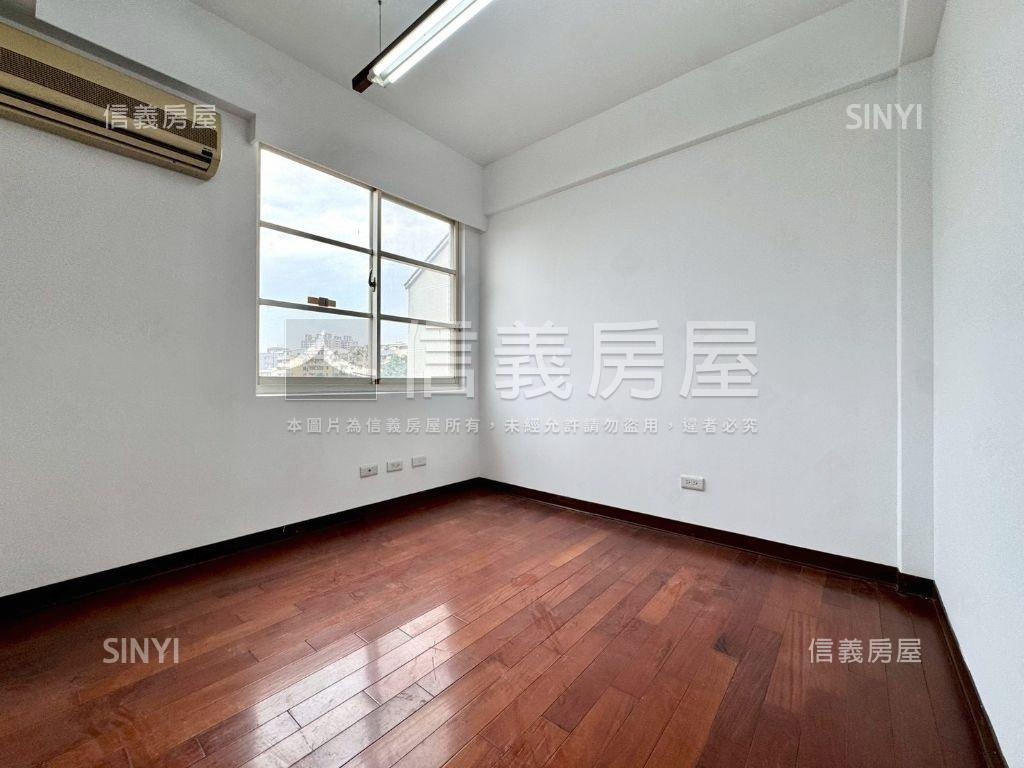 龍邦皇家美國區美透天房屋室內格局與周邊環境