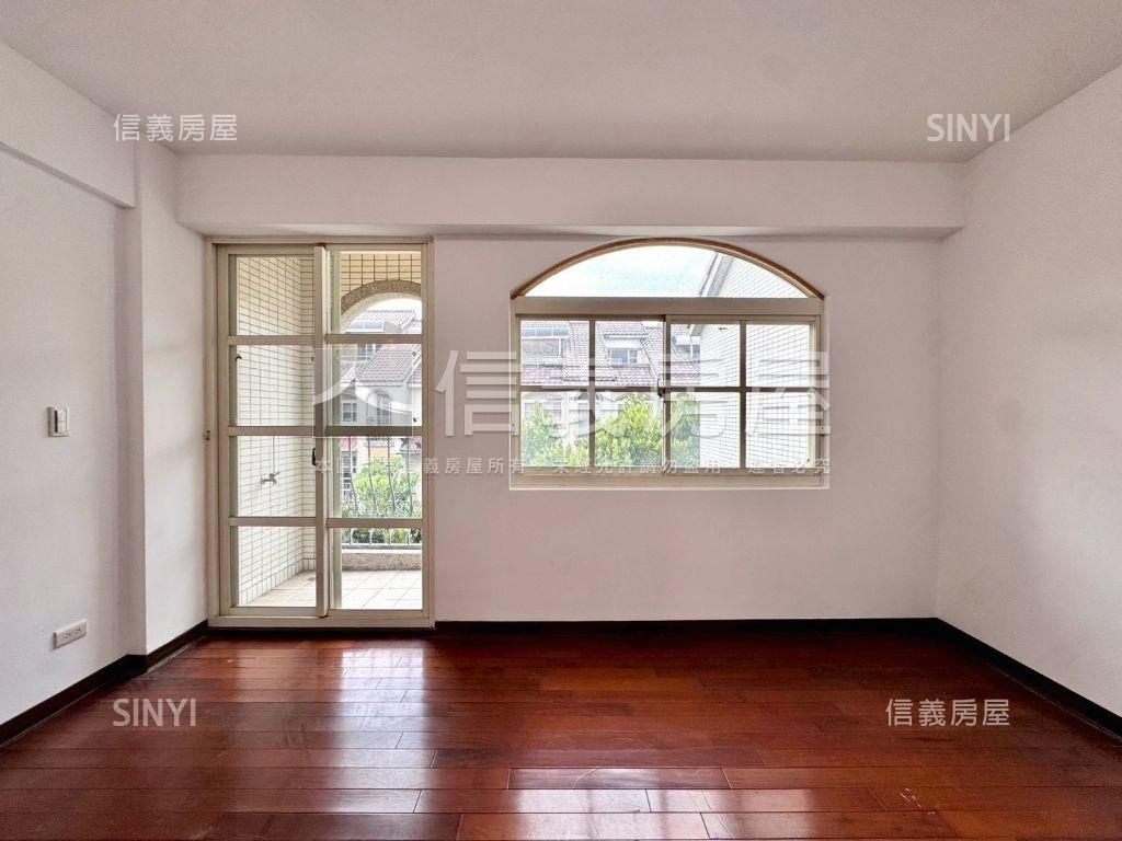 龍邦皇家美國區美透天房屋室內格局與周邊環境