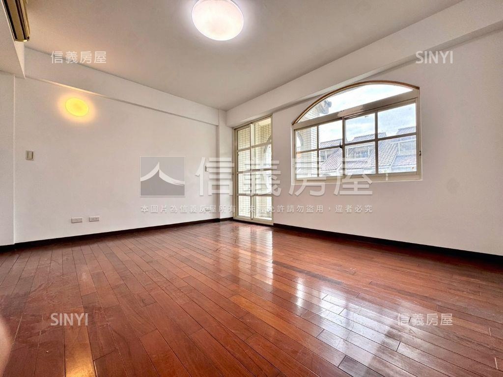 龍邦皇家美國區美透天房屋室內格局與周邊環境