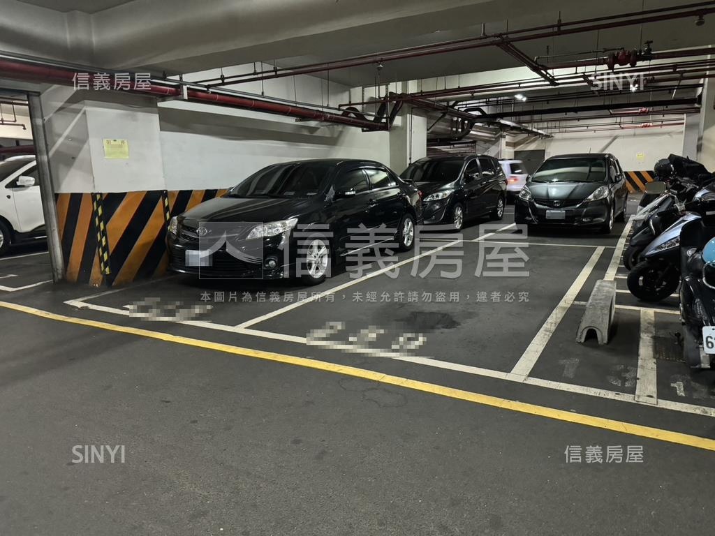 桂冠歐洲。挑高格局附車位房屋室內格局與周邊環境
