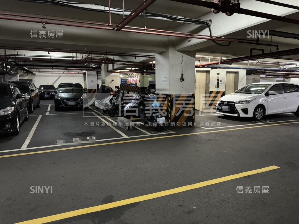 桂冠歐洲。挑高格局附車位房屋室內格局與周邊環境