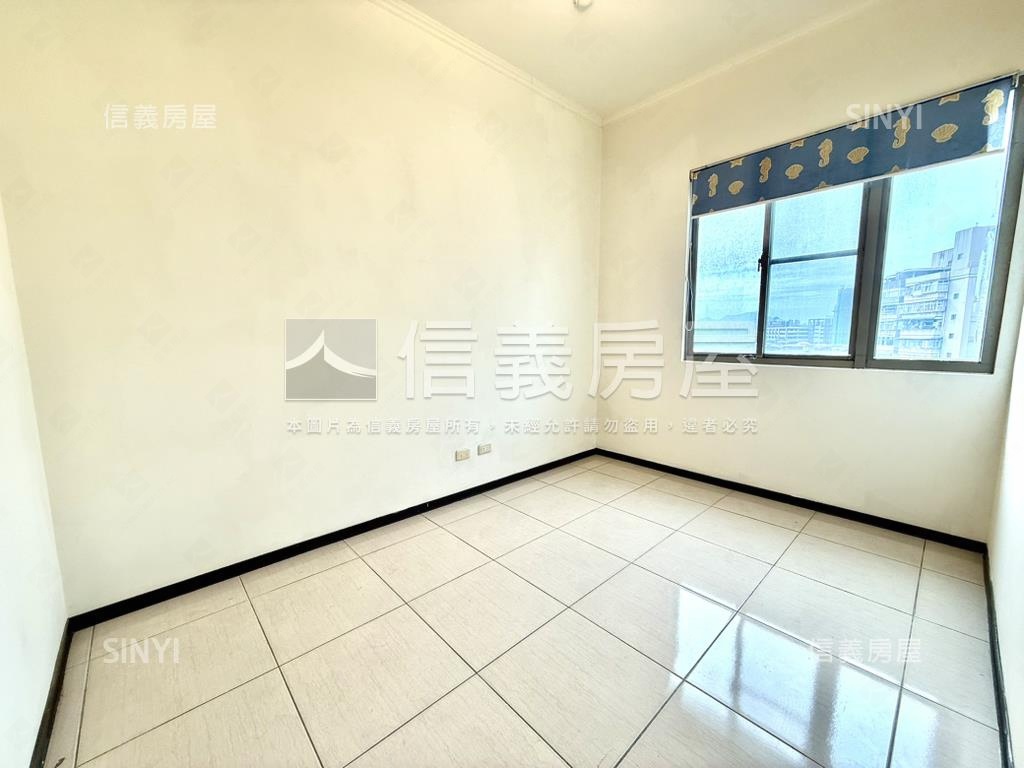 西園新故鄉高樓管理三房房屋室內格局與周邊環境