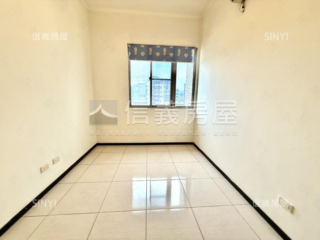 西園新故鄉高樓管理三房房屋室內格局與周邊環境