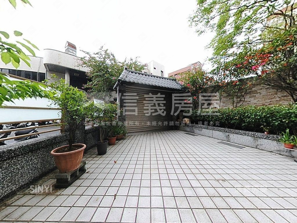 萬利小天母美妝庭院一樓房屋室內格局與周邊環境